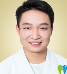 濰坊華貝口腔李黎明主任