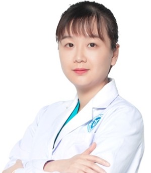 李琳 